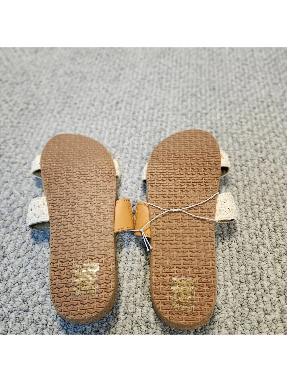 Billabong Women's Cork Footbed Slide Sandals White Crochet Straps Size 8 NWT
